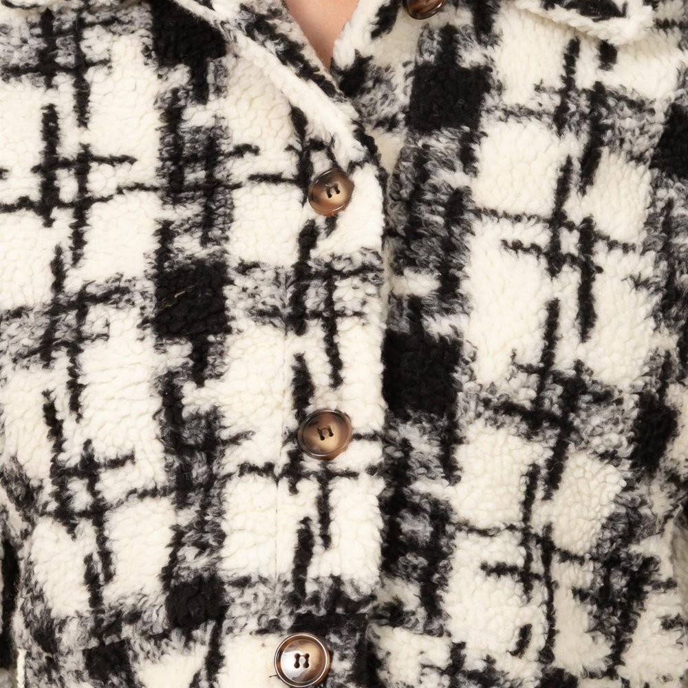 MY STYLE PATTERENED TEDDY CROPPED JACKET - Picture 6 of 6